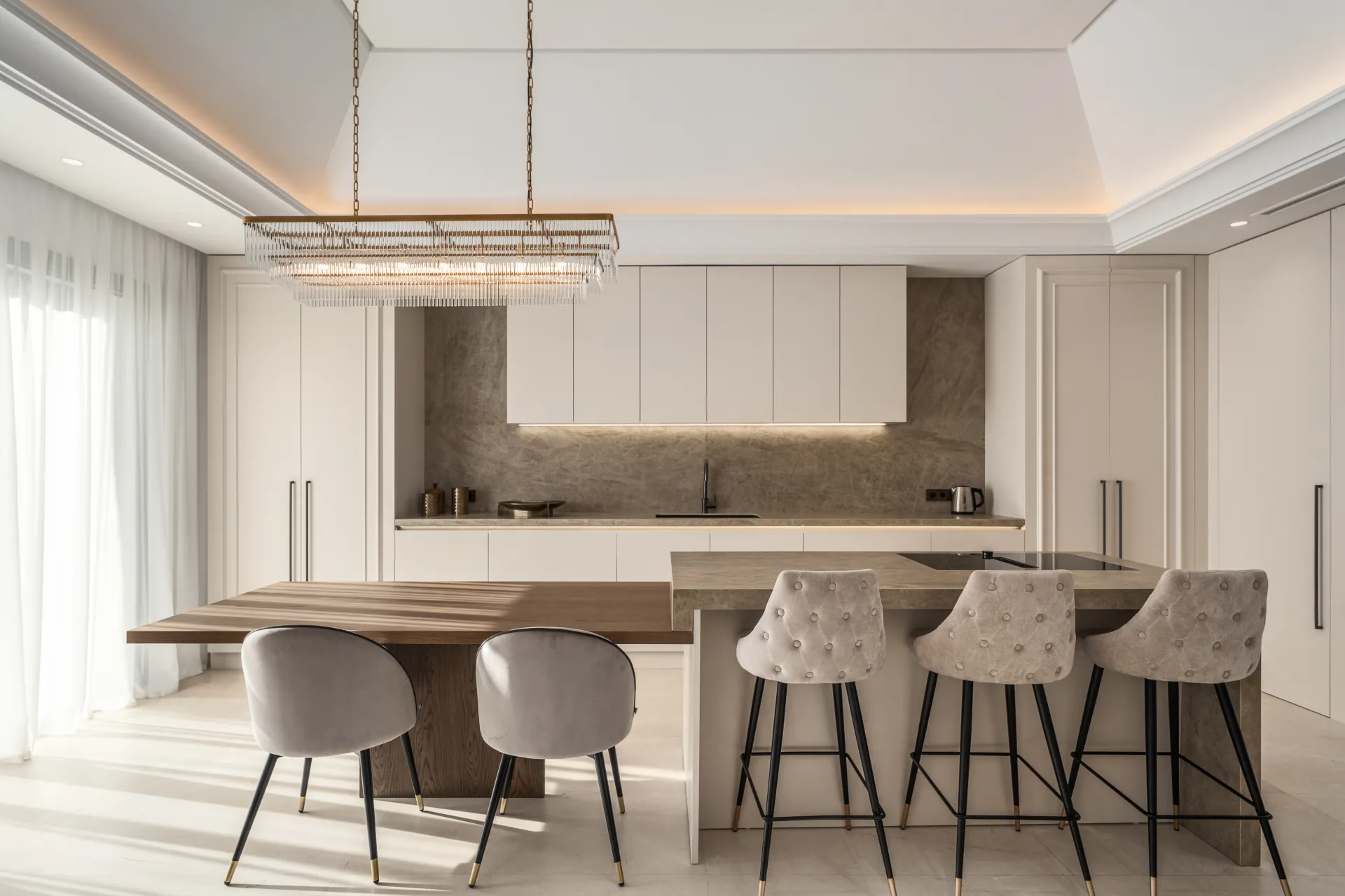 Open living · Golden spike chandeliers · Stone island. A space that breathes both classic elegance and contemporary glamour. The virtual staging captured every reflective surface and sunbeam.
